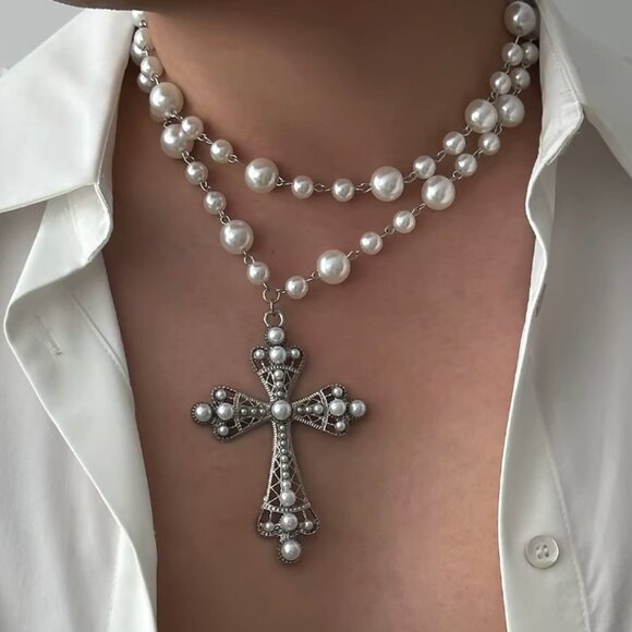 NWT Pearl 2 Pieces Choker  and Cross Pendant Necklace - Picture 7 of 11